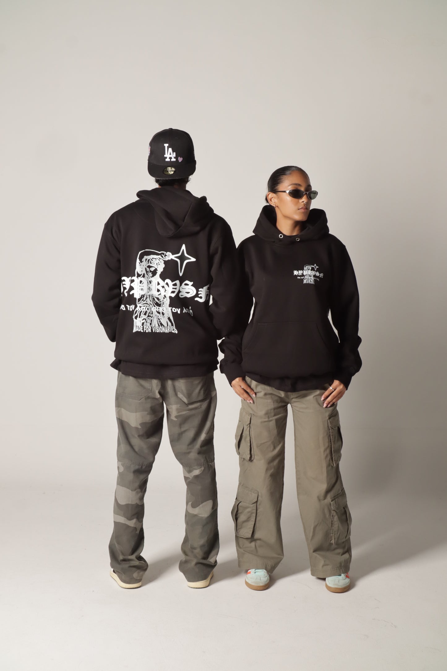 M4V HOODIE