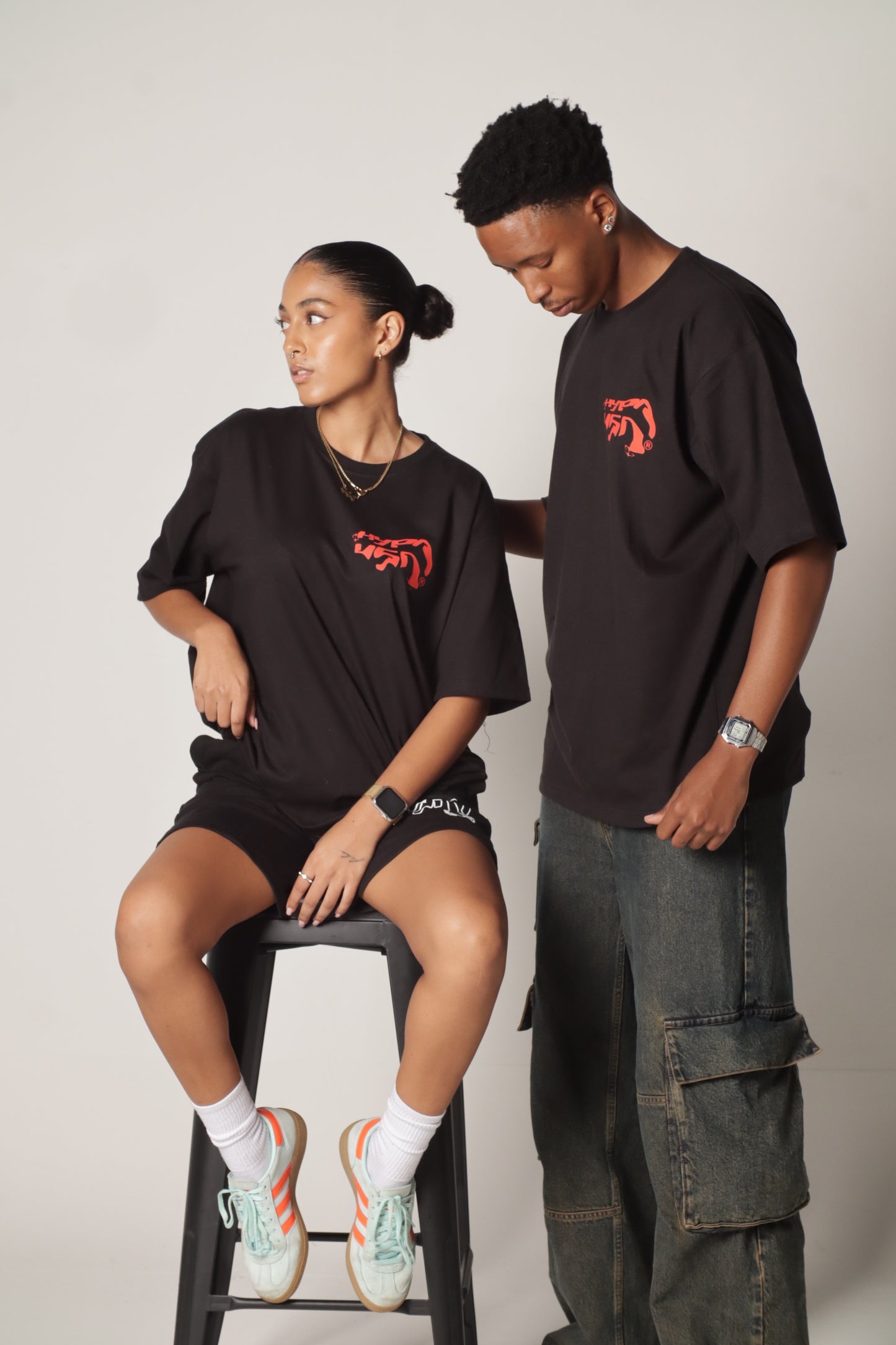 " SCARLET VSN " Tee