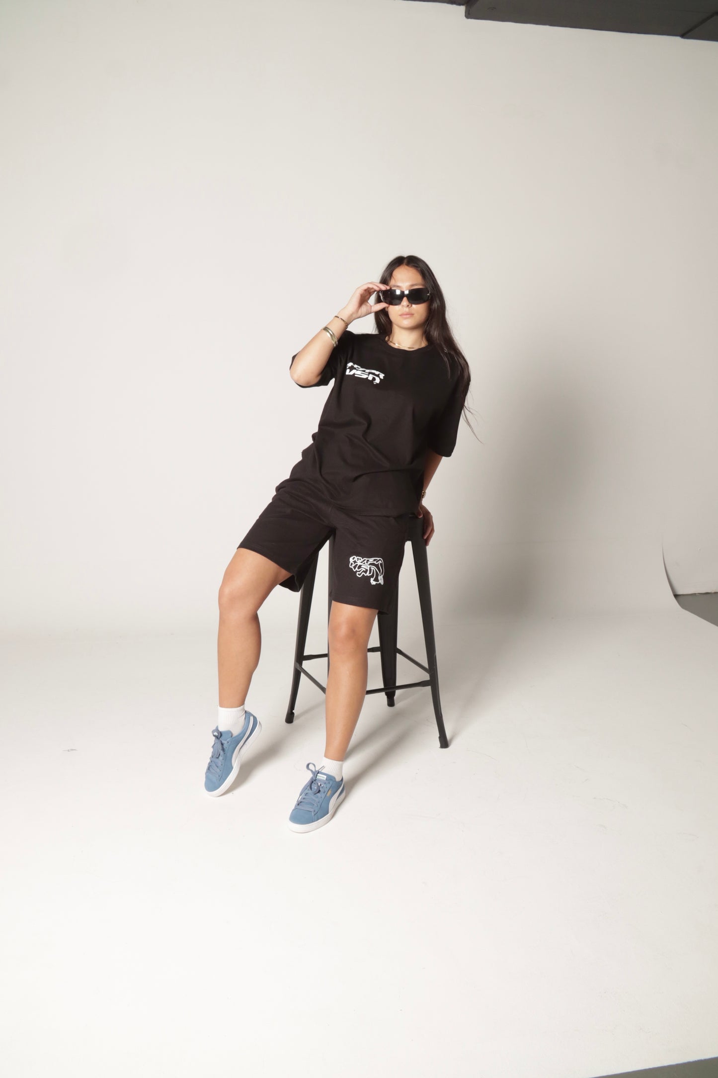 V1 SHORTS